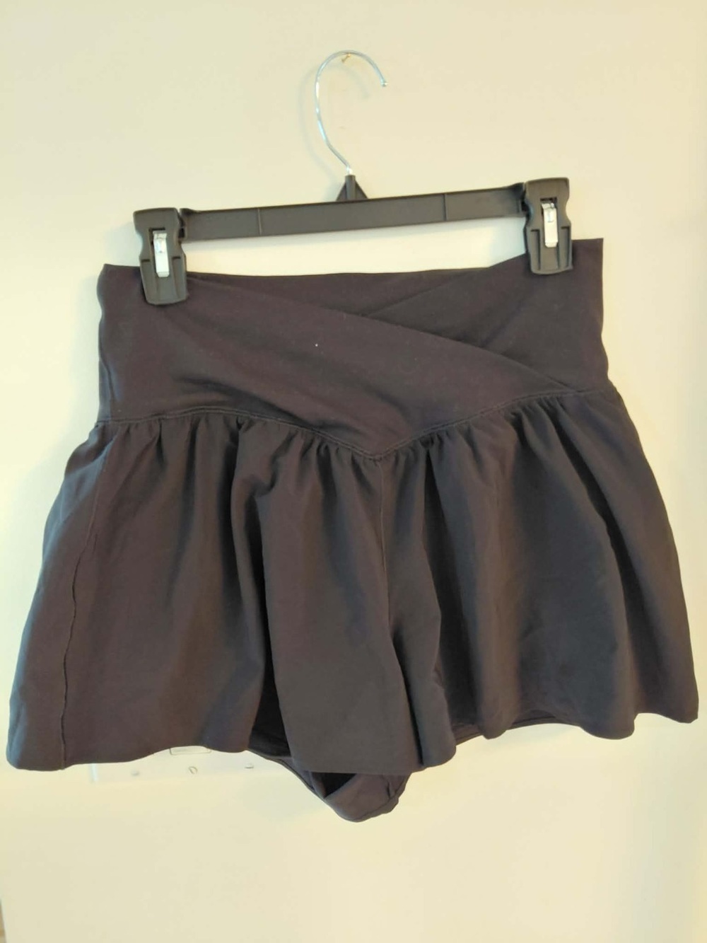 Aerie Offline Women’s Black Skort Shorts - Casual Flared Style Size Large